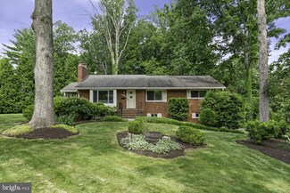 1501 Anderson Ct, Alexandria, VA 22312