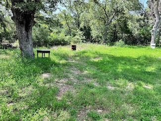 20801 Liveoak Ln, Kingsbery Park, TX 78653
