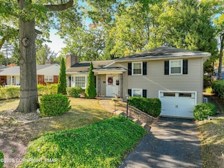 815 Columbia Ave, Palmerton, PA 18071