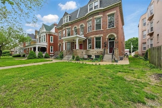 4366 W Pine Blvd Unit CW, Saint Louis, MO 63108