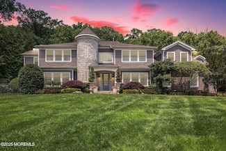 9 Withers Ln, Atlantic Highlands, NJ 07716