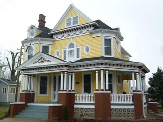 213 E Main St, Ladoga, IN 47954