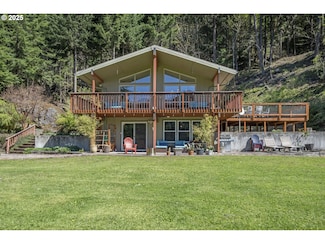 49867 Hills Creek Rd, Oakridge, OR 97463