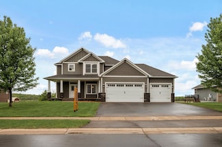 29332 Scenic Dr, Chisago City, MN 55013