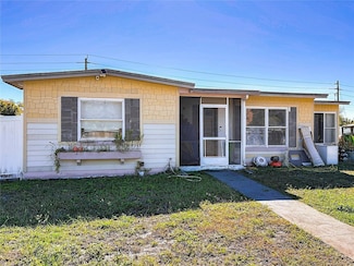 2271 E Dana Dr, Deltona, FL 32738