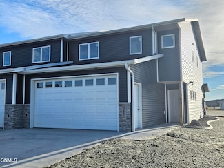 3601 24th St SE, Mandan, ND 58554