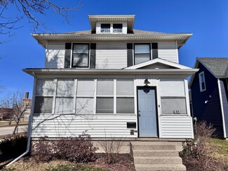 35 W 17th St, Holland, MI 49423