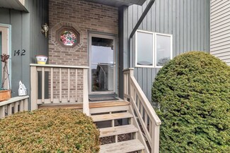 141 Pine Grove Dr, South Hadley, MA 01075