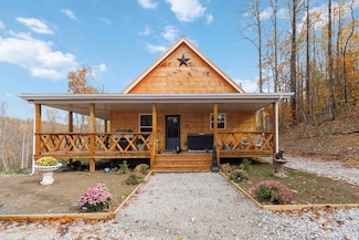 945 3447 Hwy, McKee, KY 40447