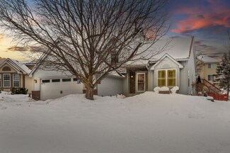 8477 Bryce Ct, Inver Grove Heights, MN 55076