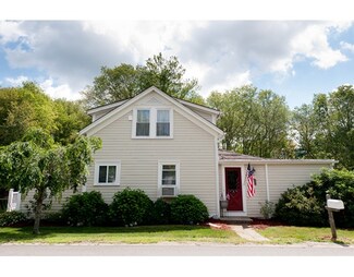 28 County Rd, Berkley, MA 02779