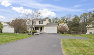 52 Burnt Hills Dr, Queensbury, NY 12804