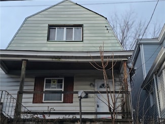 830 Frank St, Mc Kees Rocks, PA 15136