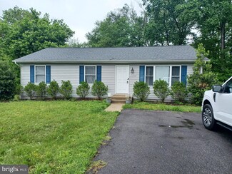 15200 Peerless Ave, Upper Marlboro, MD 20772