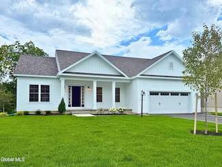 10 Espen Place, Schenectady, NY 12309