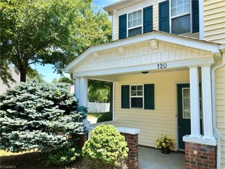 120 Waverly St, Advance, NC 27006