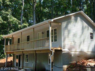 32 Baptist Ln, Linden, VA 22642