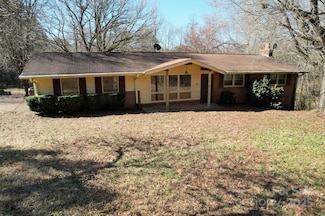 4730 16th Street Dr NE, Hickory, NC 28601