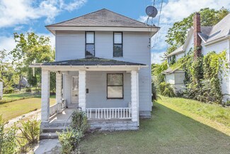 133 Stanley Ave, Jackson, MI 49203