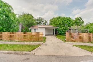 8215 Lazy Creek Dr, San Antonio, TX 78242