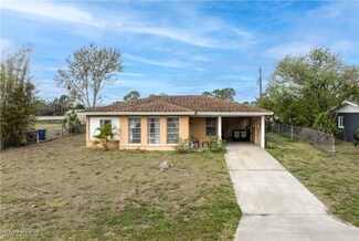 307 Rushmore Ave N, Lehigh Acres, FL 33936