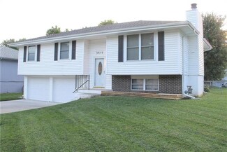 1416 N Blue Mills Rd, Independence, MO 64056