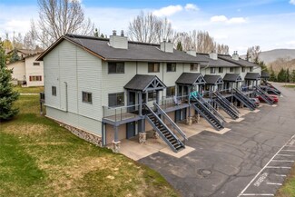 1610 Woodbridge Ct, Steamboat Springs, CO 80487