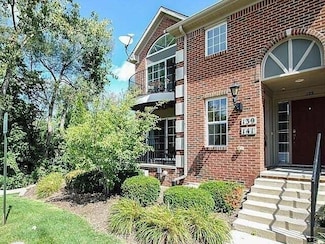 141 W Oakbrook Dr Unit 29, Ann Arbor, MI 48103