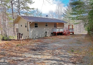 4381 Wildcat Ln, Hiawassee, GA 30546
