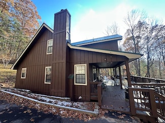 155 April Ln, Blairsville, GA 30512