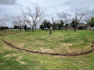 2700 Village Rd, Pecan Plantation, TX 76049