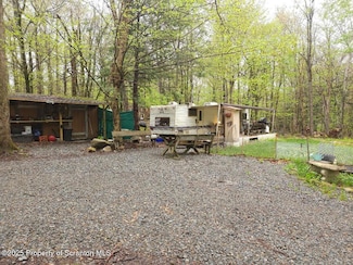 36 Bent Bow Path, Gouldsboro, PA 18424