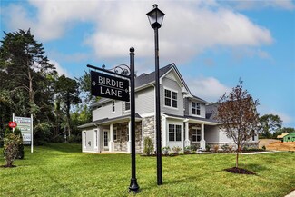 570 Long Acres Dr, Olivette, MO 63132
