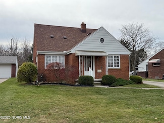 2434 Roseann Dr, Toledo, OH 43611