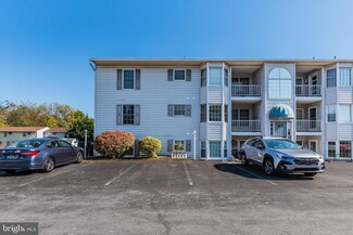 130 W Portland St, Mechanicsburg, PA 17055