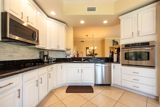 16135 Emerald Estates Dr Unit 272, Weston, FL 33331