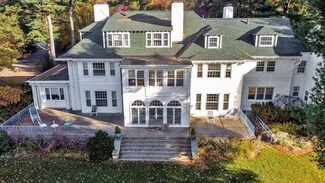 130 Main St, Southborough, MA 01772