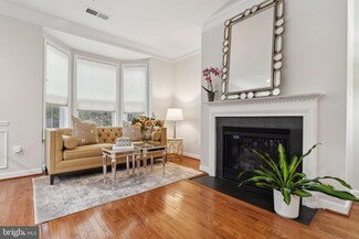3553 Carriage Walk Ln Unit 75, Laurel, MD 20724