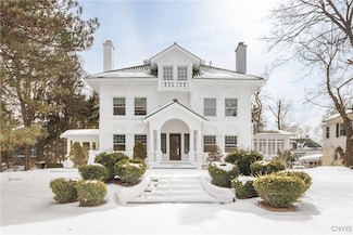 1208 James St, Syracuse, NY 13203