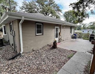 200 10th St, Glenwood, IA 51534