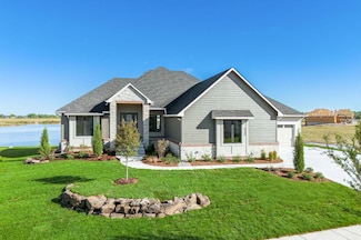 8438 Mossy Stone, Maize, KS 67101