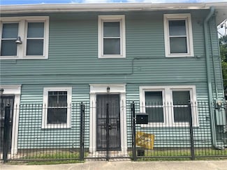 1300 Adams St, New Orleans, LA 70118