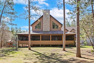 W5929 Driftwood Ln, New Lisbon, WI 53950