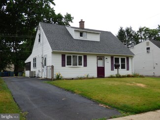548 Doloro Dr, Morrisville, PA 19067