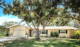 1825 Alberta Dr, Clearwater, FL 33756