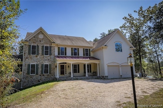 388 Akins Ln, Lancaster, VA 22503