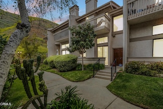 26011 Alizia Canyon Dr Unit C, Calabasas, CA 91302