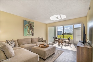 1724 Pine Valley Dr Unit 106, Fort Myers, FL 33907