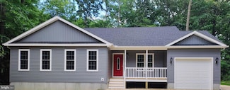 2139 Buccaneer Blvd, New Church, VA 23415