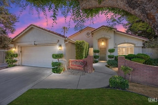 9000 Willamette Ct, Bakersfield, CA 93312